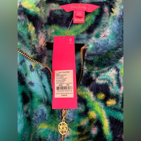 🩷NWT Lilly Pulitzer Fleece Popover🩷 - Picture 3 of 3